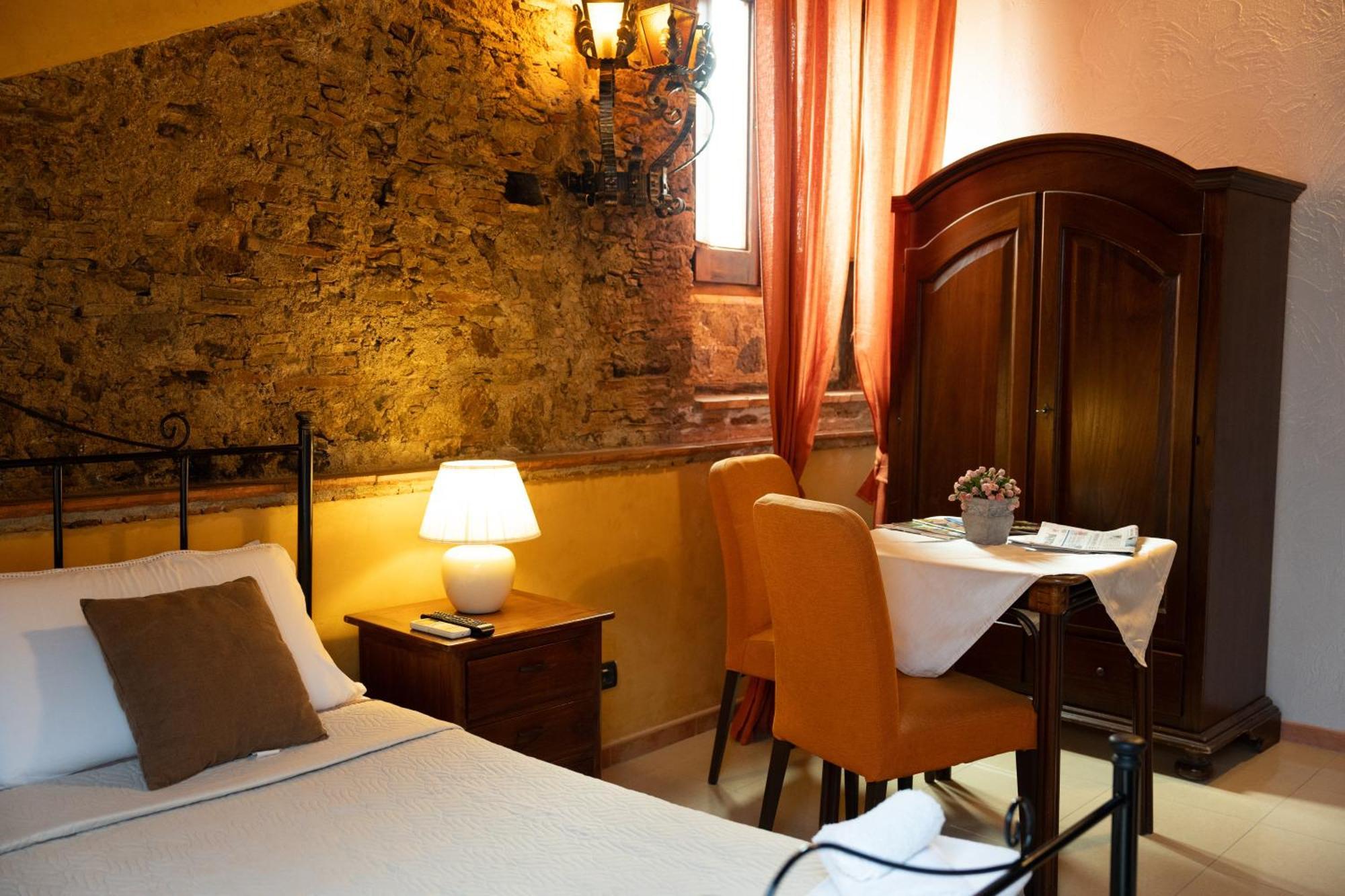 Residenza L'Antico Borgo Hotel Filadelfia Eksteriør billede